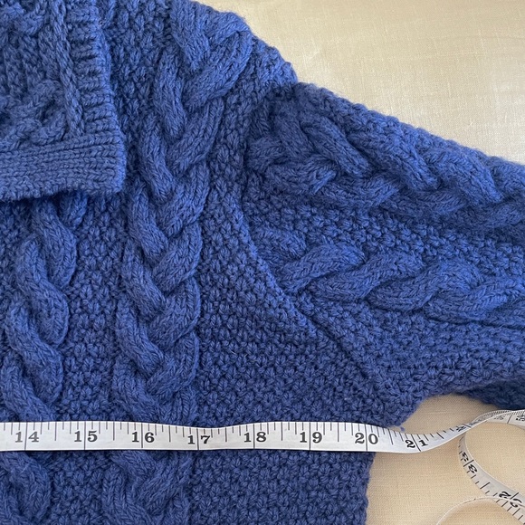 Aran Crafts Deep Blue Cable Knit Cardigan S - Picture 4 of 5